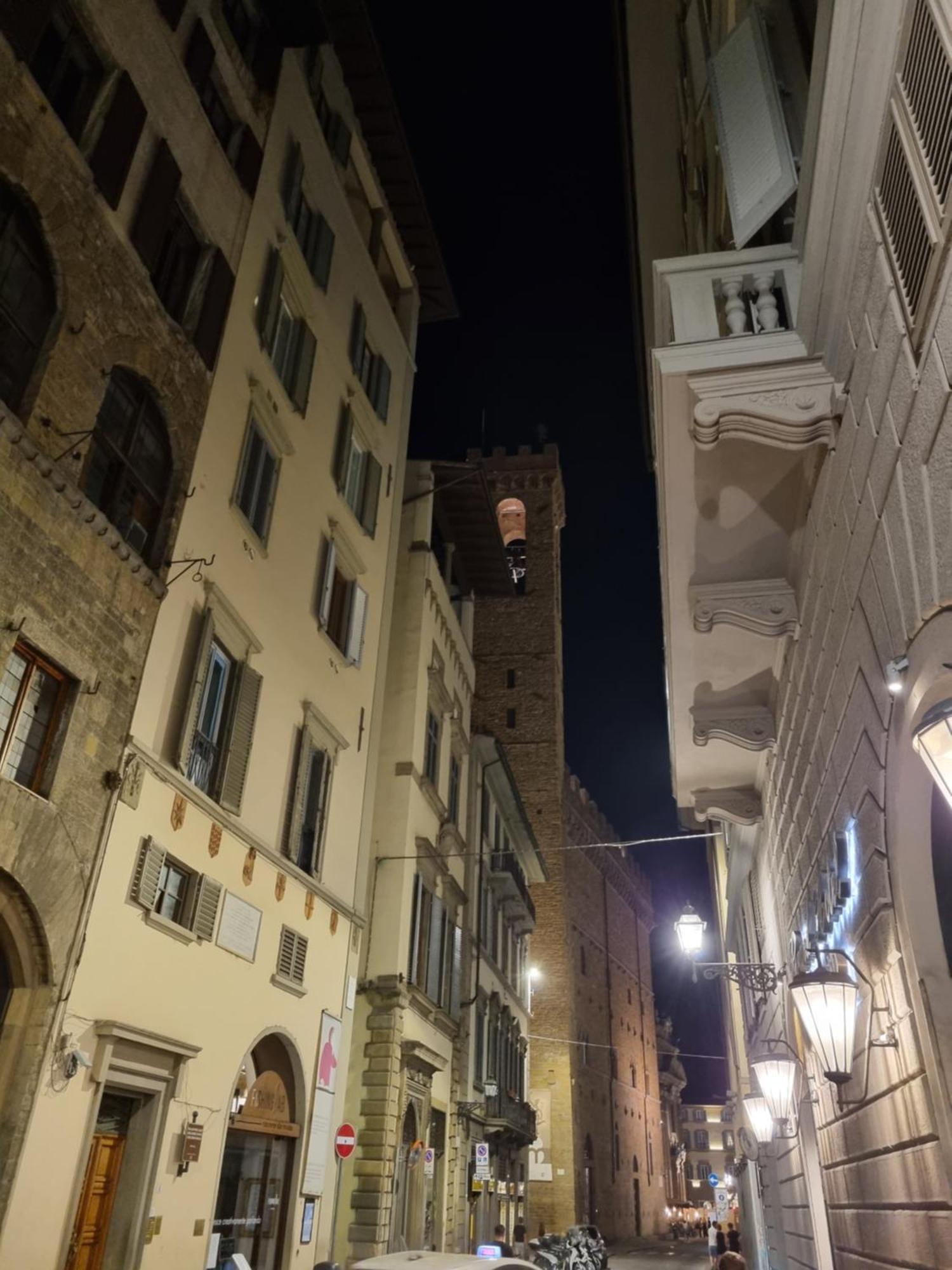 La Sede Dell'Arte Monolocale Studio E Camere In Torre Medievale Vicino A Duomo E Piazza Signoria Флоренция Экстерьер фото