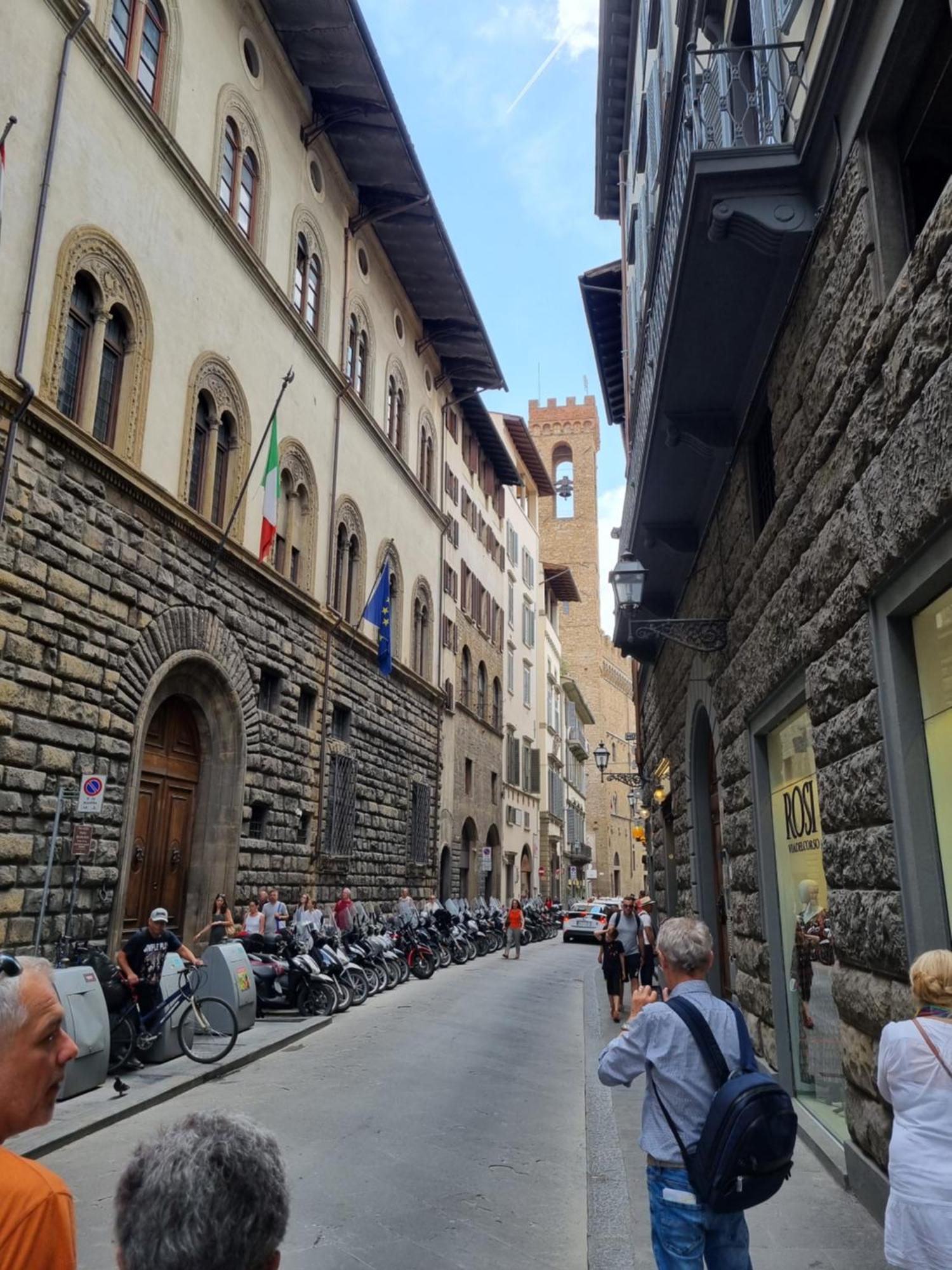 La Sede Dell'Arte Monolocale Studio E Camere In Torre Medievale Vicino A Duomo E Piazza Signoria Флоренция Экстерьер фото