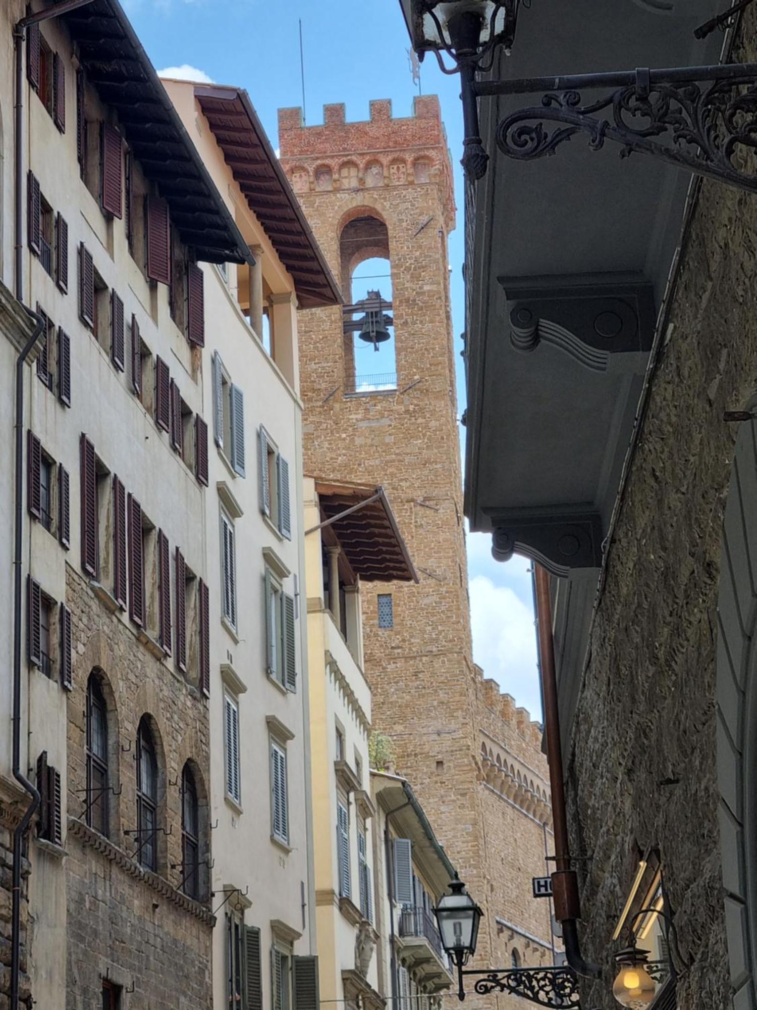 La Sede Dell'Arte Monolocale Studio E Camere In Torre Medievale Vicino A Duomo E Piazza Signoria Флоренция Экстерьер фото