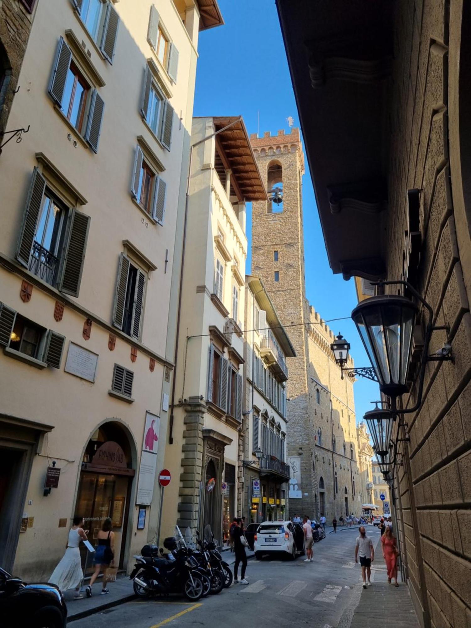 La Sede Dell'Arte Monolocale Studio E Camere In Torre Medievale Vicino A Duomo E Piazza Signoria Флоренция Экстерьер фото
